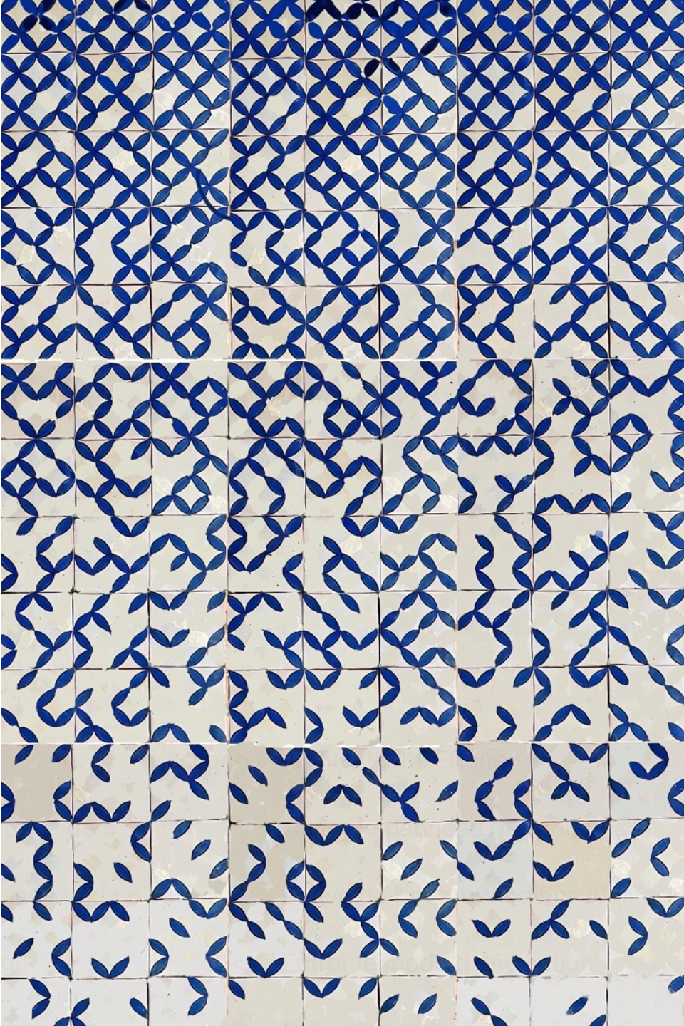 Ateliers-Zelij-Gradient-decor-Painted-Tiles-ArtWork-Samir-Mazer